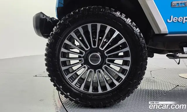 Jeep Wrangler 2017 3.6 автомат (гидро), миниатюра 5