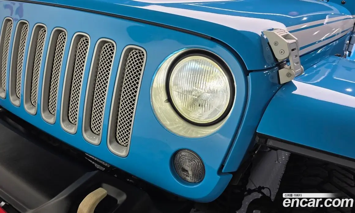 Jeep Wrangler 2017 3.6 автомат (гидро), фото 8