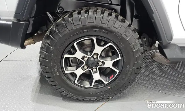 Jeep Wrangler 2023 2.0 автомат (гидро), миниатюра 5