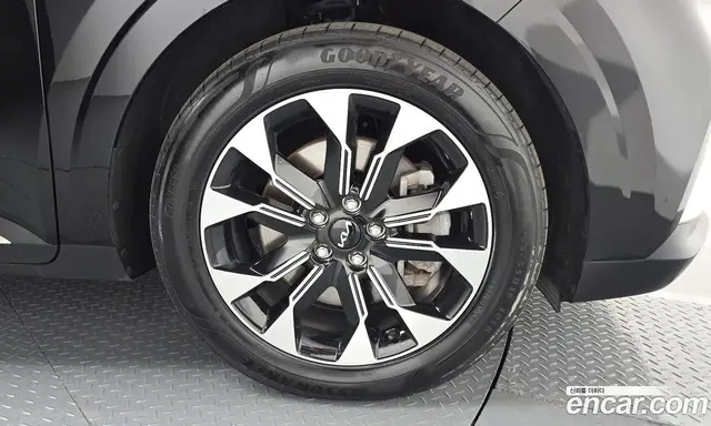 Kia Carnival 2022 2.2 автомат (гидро), миниатюра 7