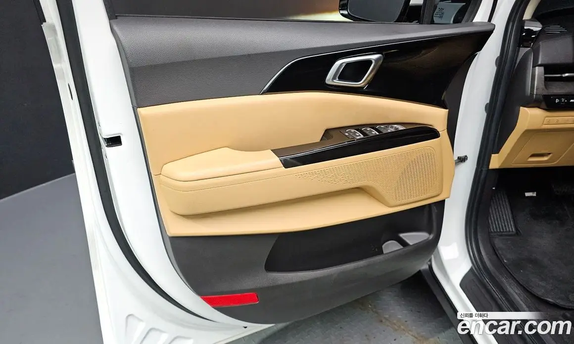 Kia Carnival 2022 2.2 автомат (гидро), фото 14