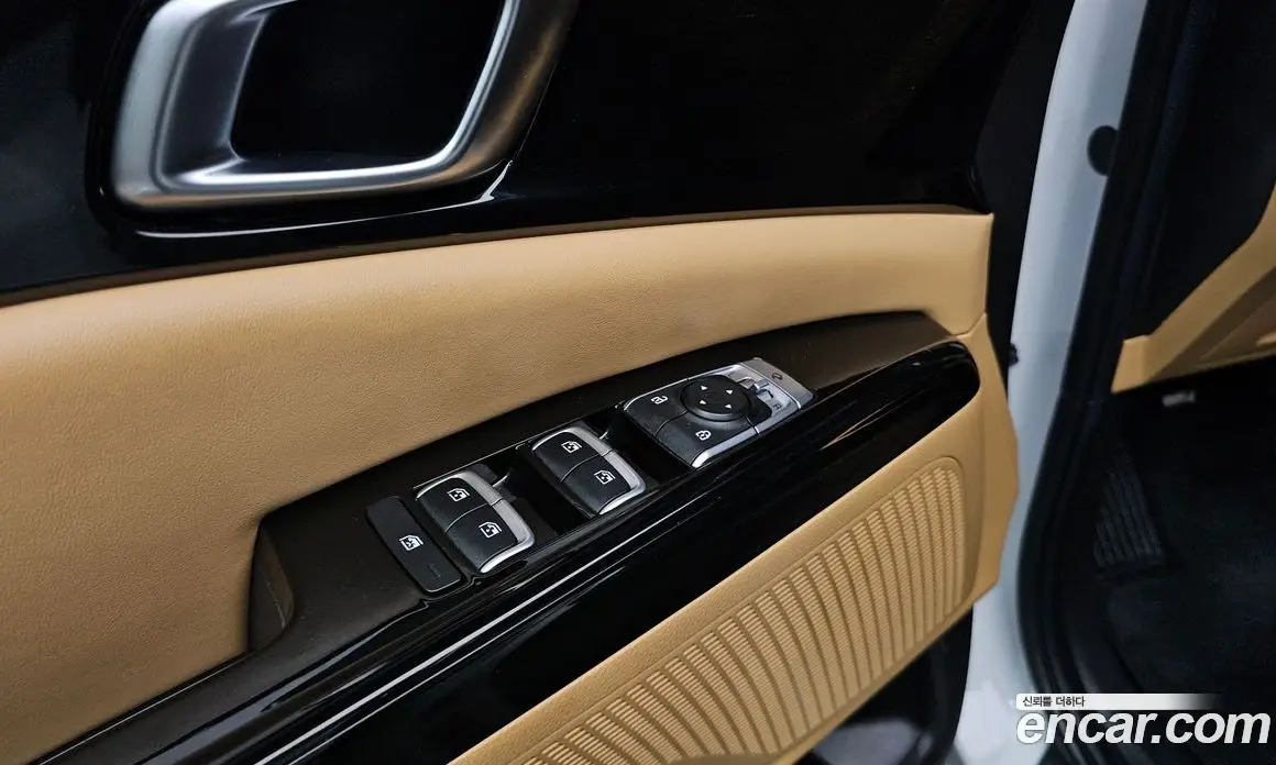 Kia Carnival 2022 2.2 автомат (гидро), фото 23
