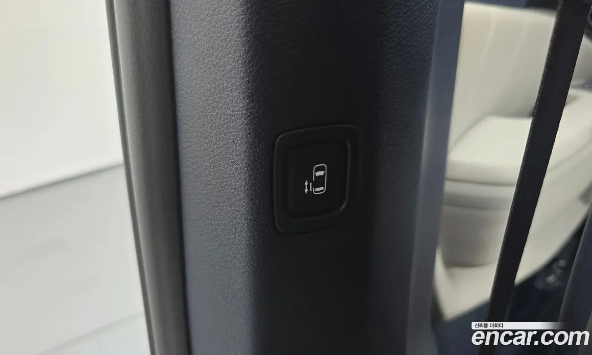 Kia Carnival 2024 1.6 автомат (гидро), фото 35