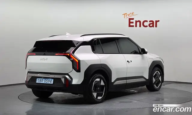 Kia EV3 2024 0.2 автомат (гидро), миниатюра 2
