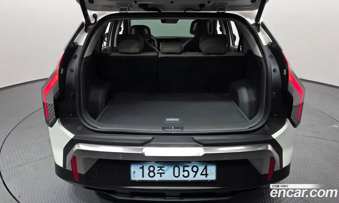 Kia EV3 2024 0.2 автомат (гидро), фото 20