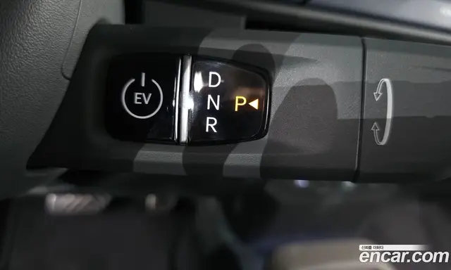Kia EV3 2024 0.2 автомат (гидро), миниатюра 9