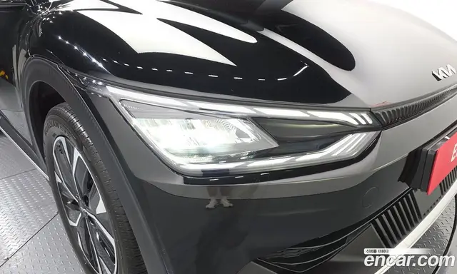 Kia EV6 2022 0.1 автомат (гидро), миниатюра 8