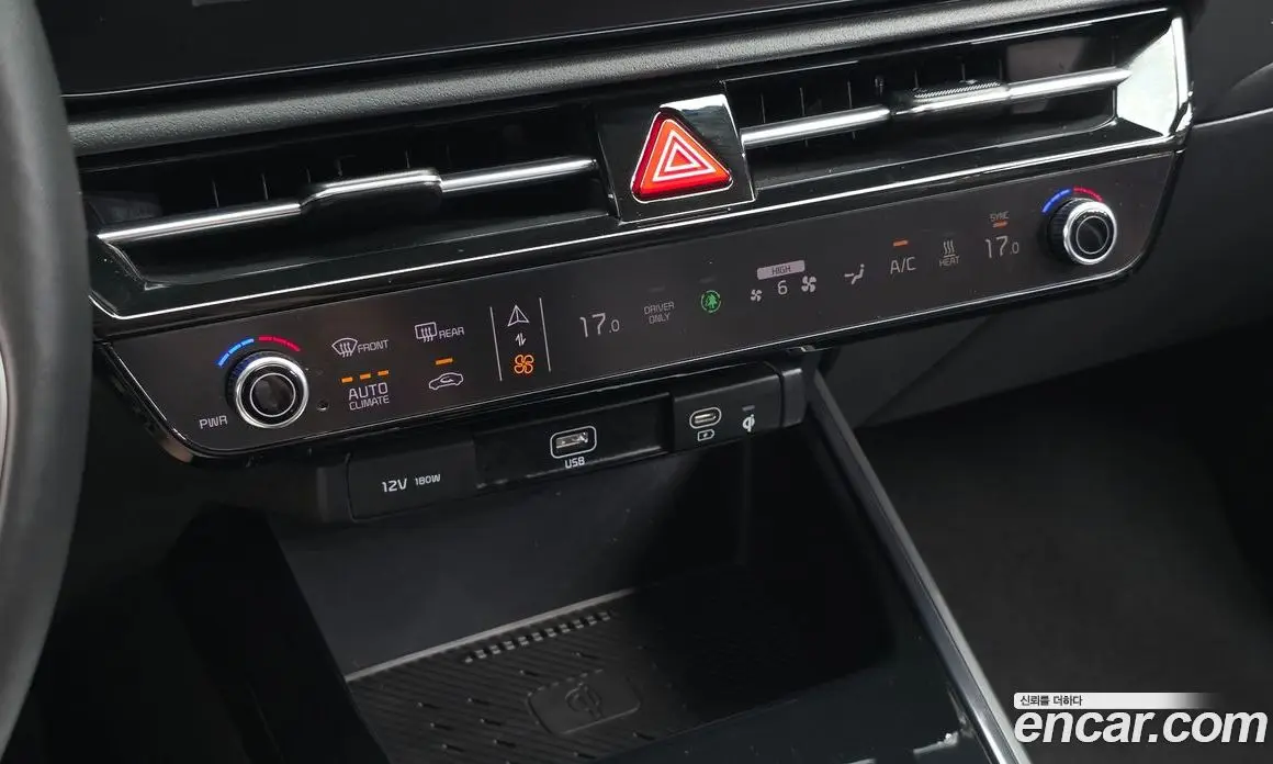 Kia Niro 2022 0.2 автомат (гидро), фото 17