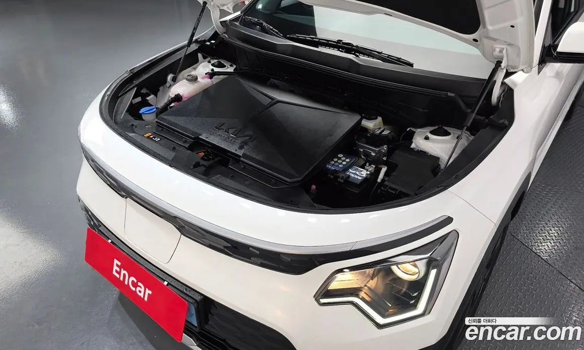 Kia Niro 2022 0.2 автомат (гидро), фото 6