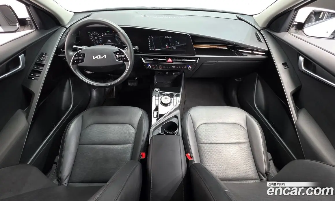 Kia Niro 2022 0.2 автомат (гидро), фото 7