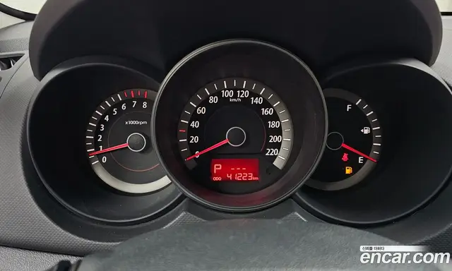 Kia Porte 2009 1.6 автомат (гидро), миниатюра 8