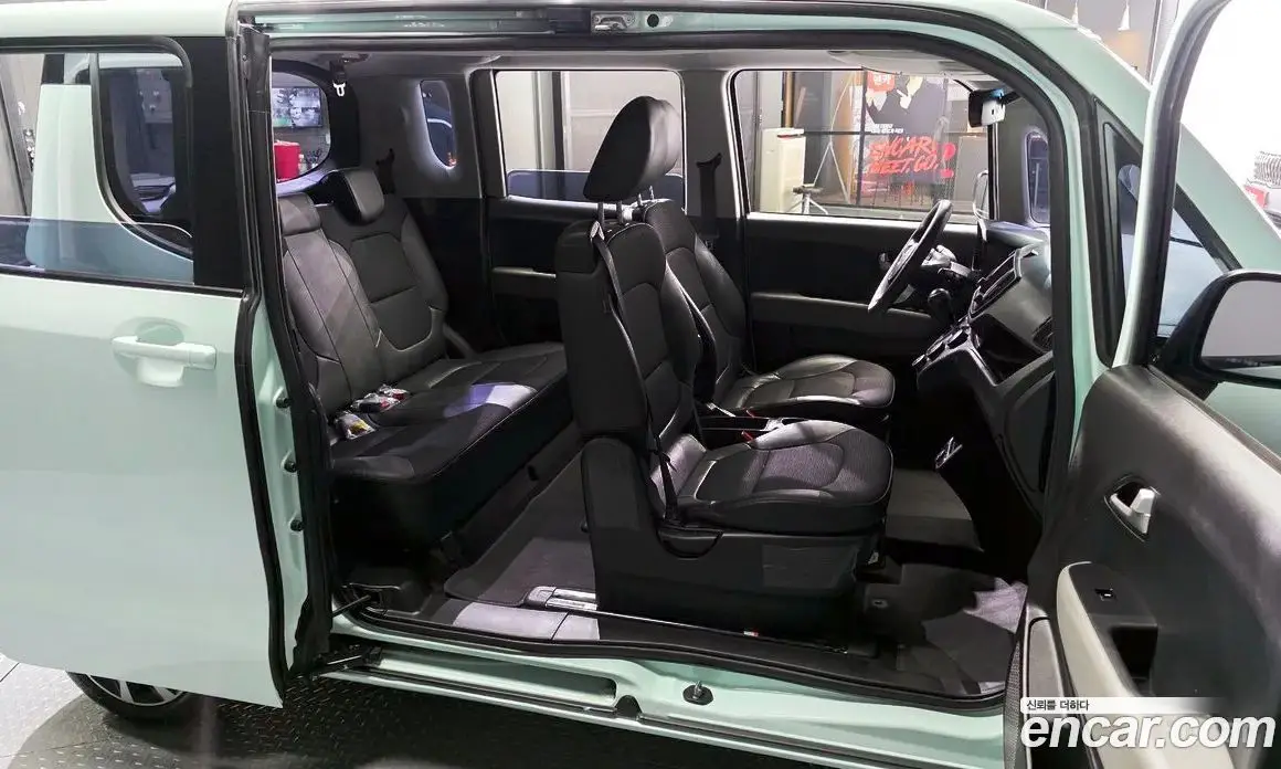 Kia Ray 2023 1.0 автомат (гидро), фото 11