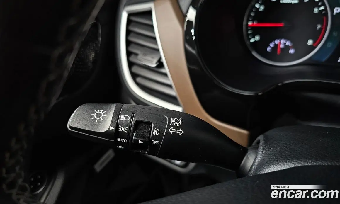 Kia Seltos 2019 1.6 автомат (гидро), фото 29