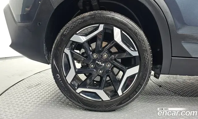 Kia Seltos 2025 1.6 автомат (гидро), миниатюра 4