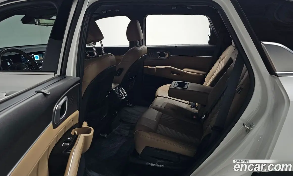 Kia Sorento 2023 1.6 автомат (гидро), фото 15