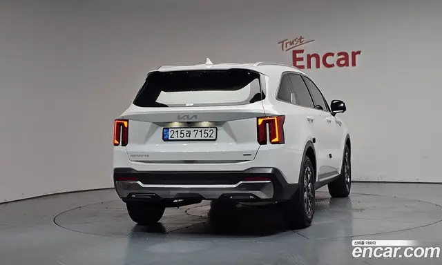 Kia Sorento 2023 1.6 автомат (гидро), миниатюра 3