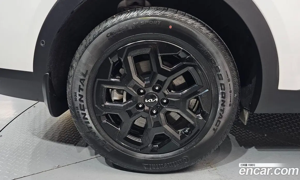 Kia Sorento 2023 1.6 автомат (гидро), фото 4
