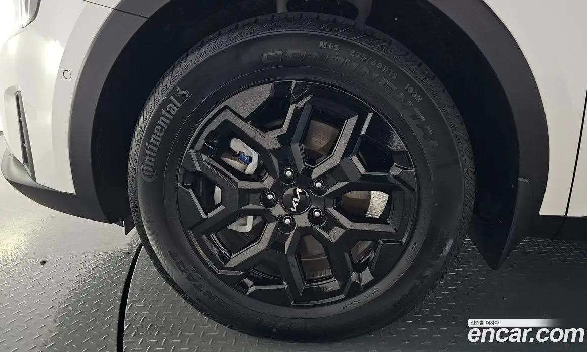 Kia Sorento 2023 1.6 автомат (гидро), фото 6