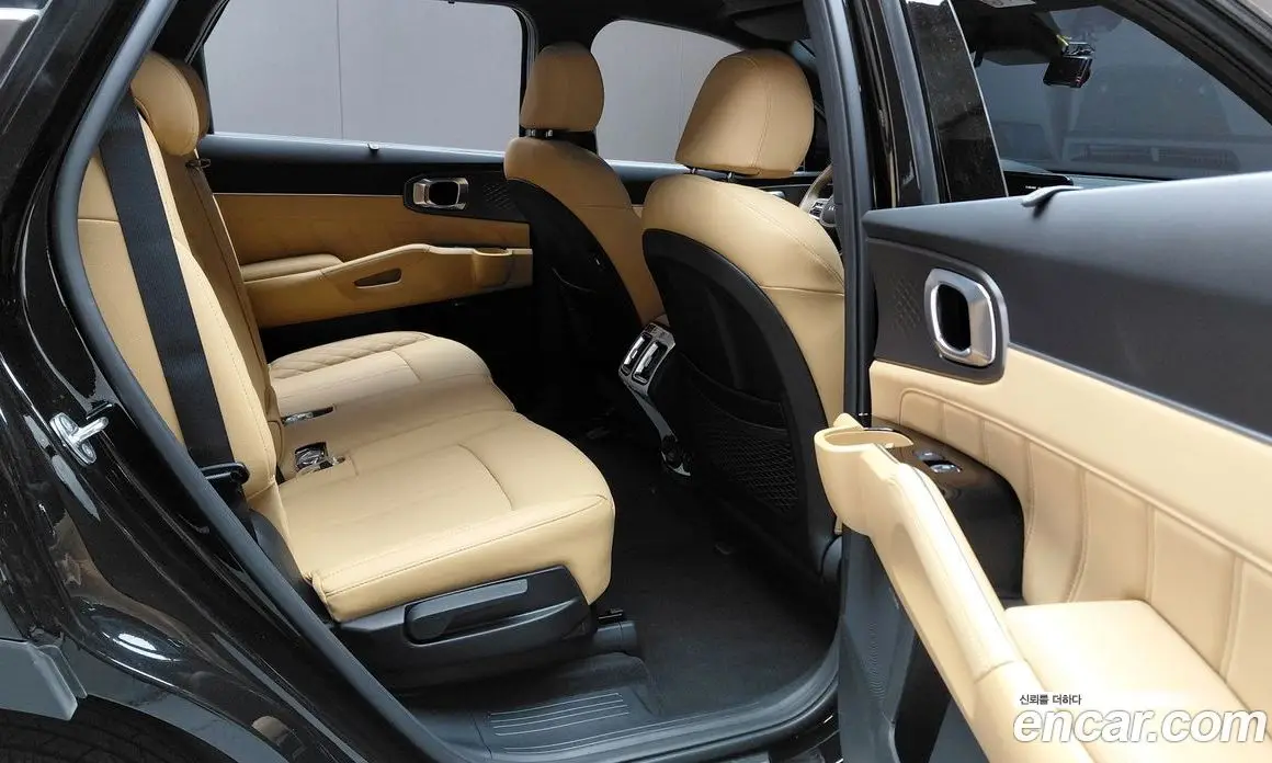 Kia Sorento 2023 1.6 автомат (гидро), фото 17