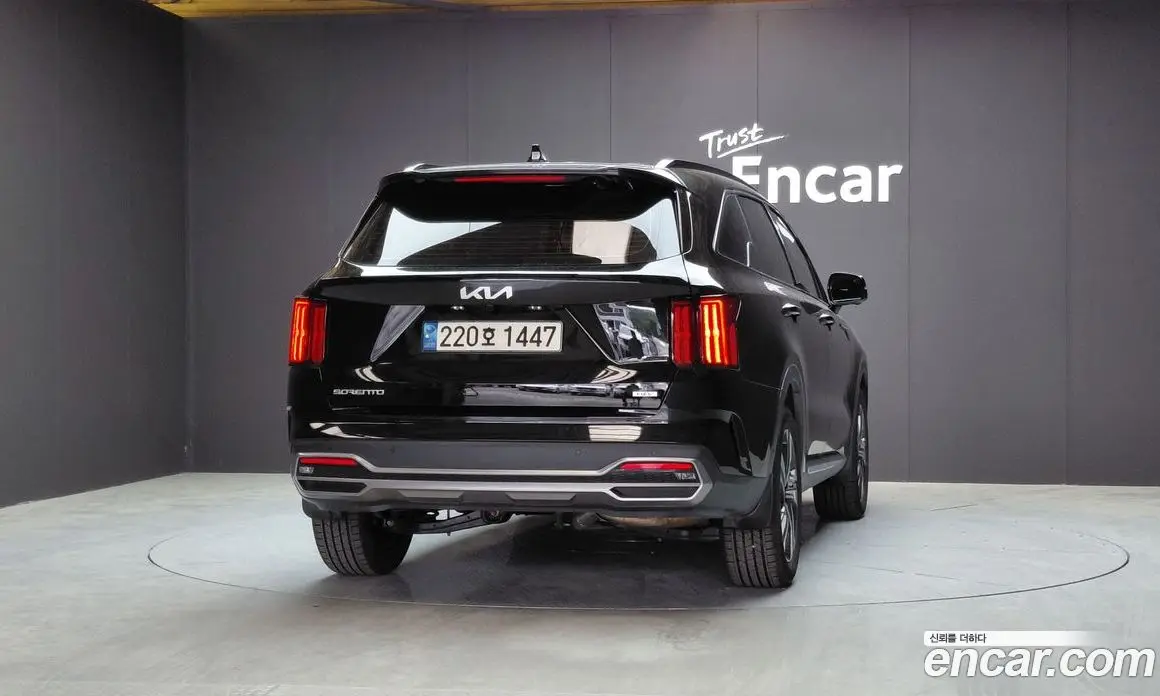 Kia Sorento 2023 1.6 автомат (гидро), фото 4