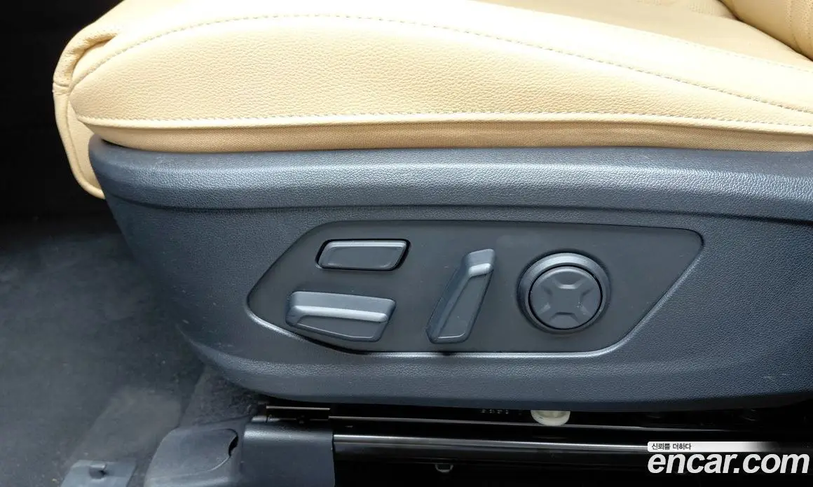 Kia Sorento 2023 1.6 автомат (гидро), фото 31
