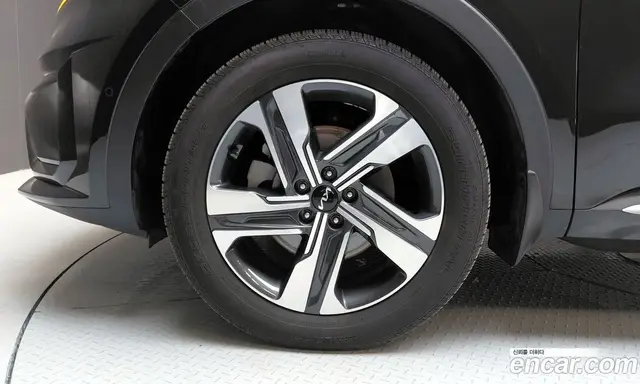 Kia Sorento 2023 1.6 автомат (гидро), миниатюра 5