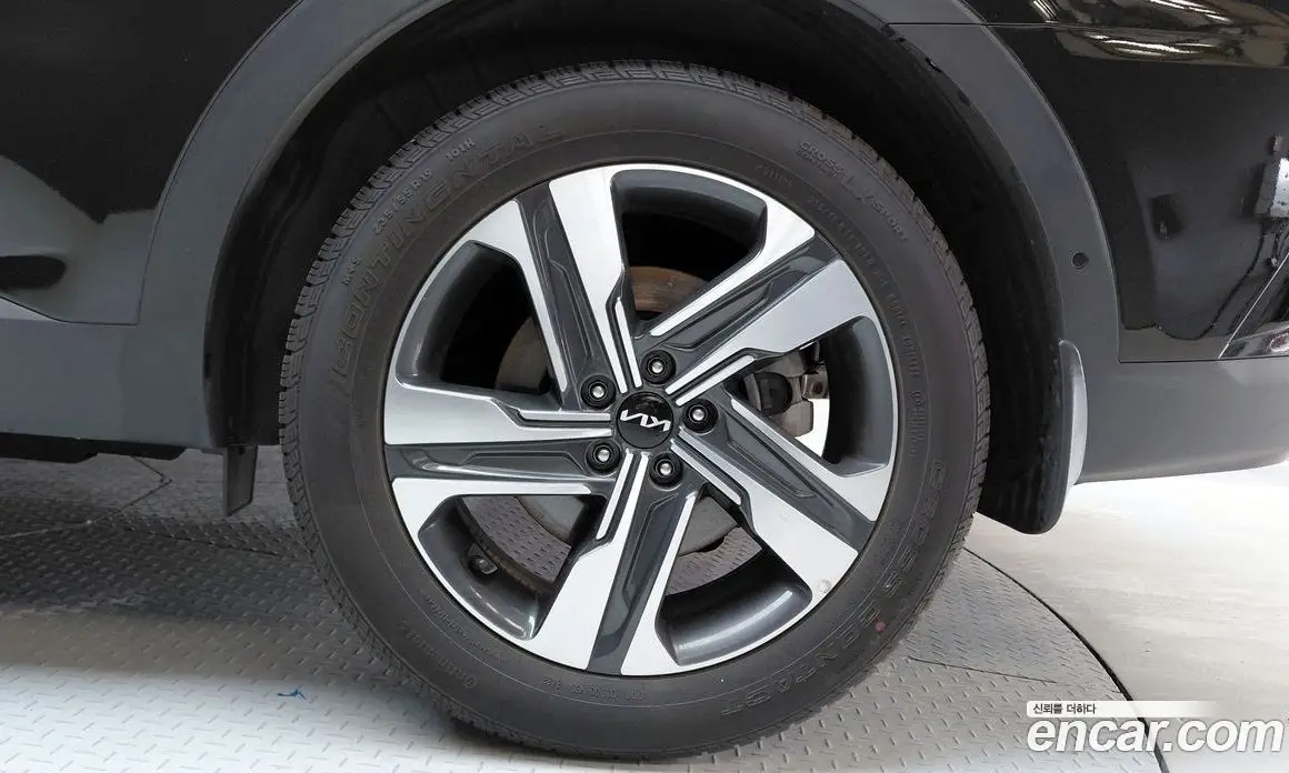 Kia Sorento 2023 1.6 автомат (гидро), фото 7