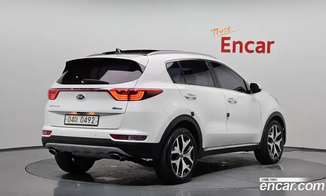 Kia Sportage 2016 2.0 автомат (гидро), миниатюра 2