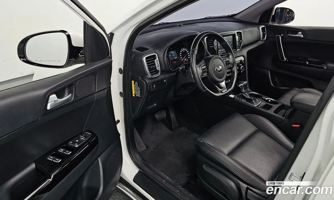 Kia Sportage 2016 2.0 автомат (гидро), фото 10