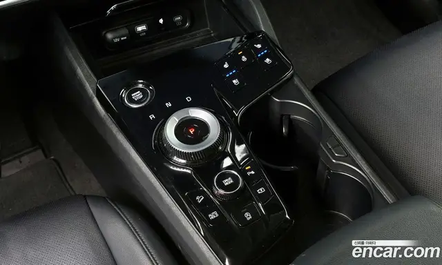 Kia Sportage 2023 1.6 автомат (гидро), миниатюра 9