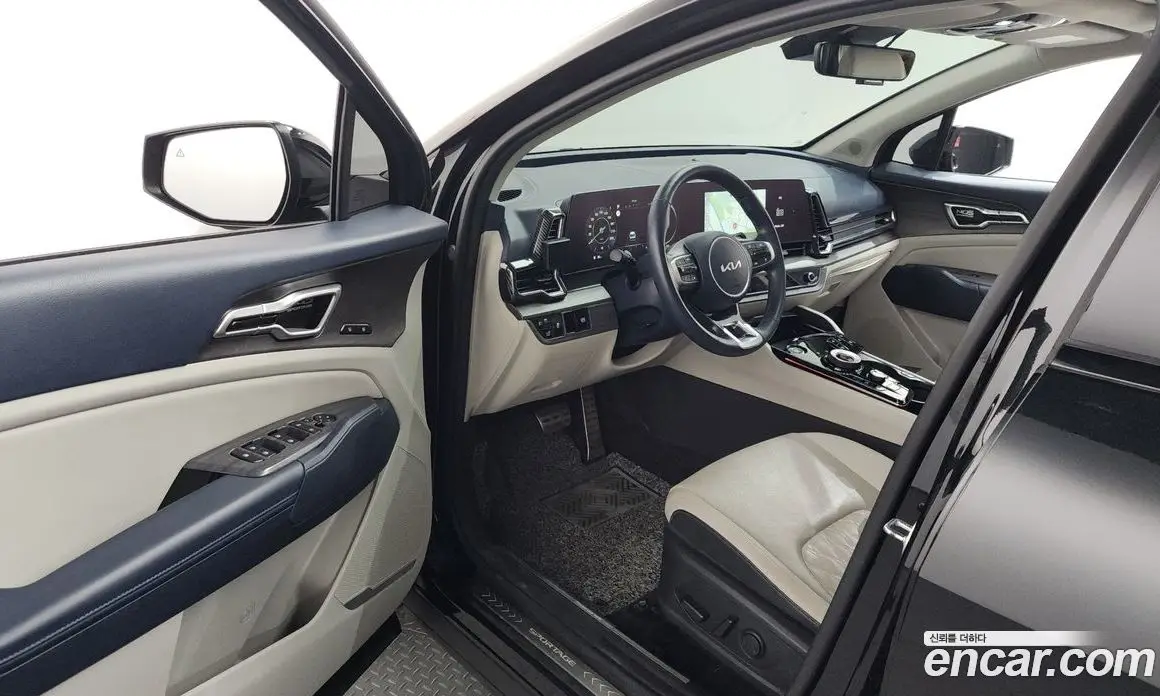 Kia Sportage 2023 1.6 автомат (гидро), фото 13