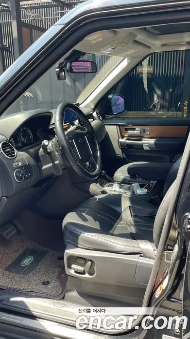 Land Rover Discovery 2014 3.0 автомат (гидро), фото 7
