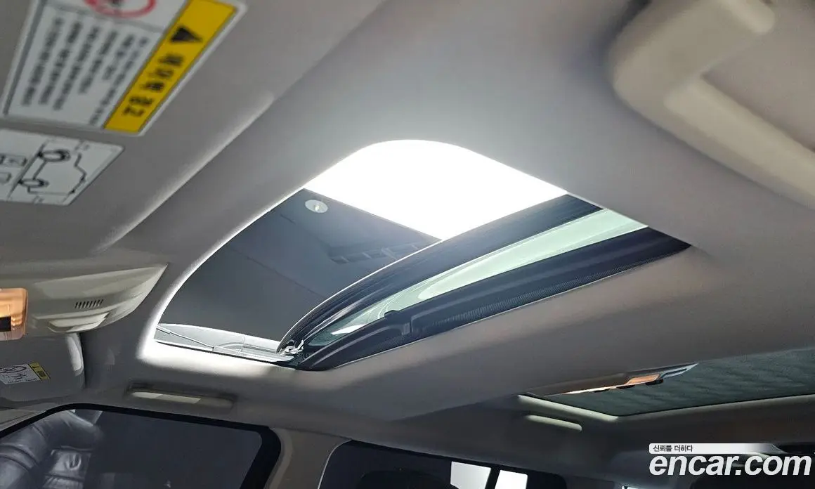 Land Rover Discovery 2016 3.0 автомат (гидро), фото 15