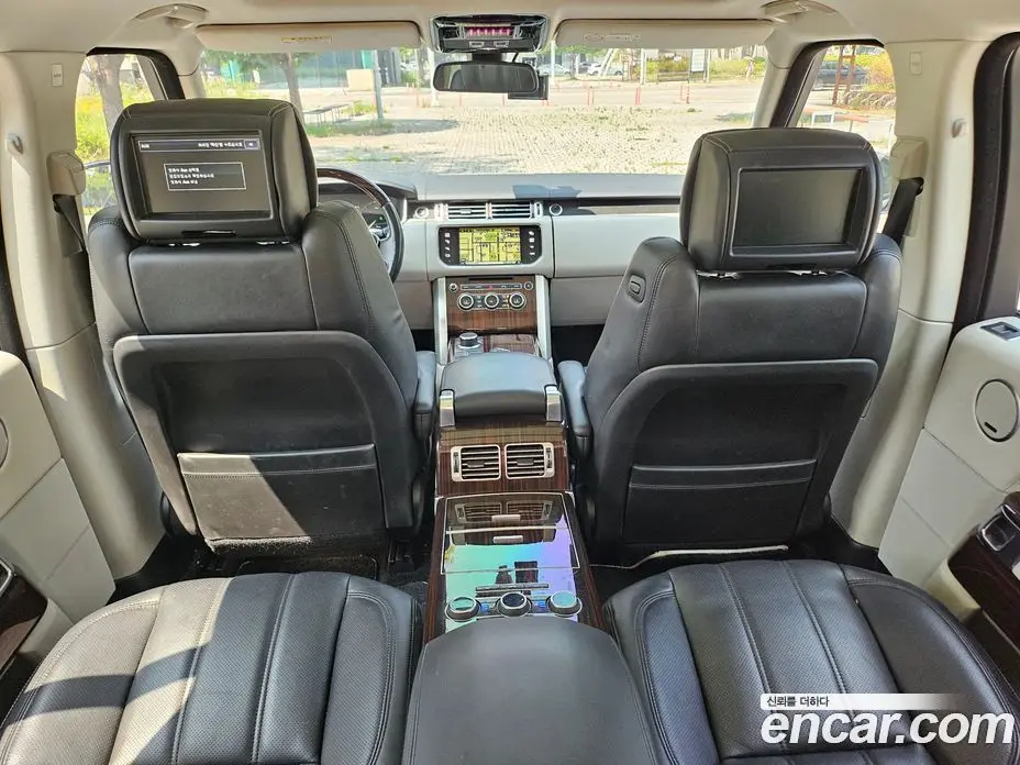 Land Rover Range Rover 2015 4.4 автомат (гидро), фото 19