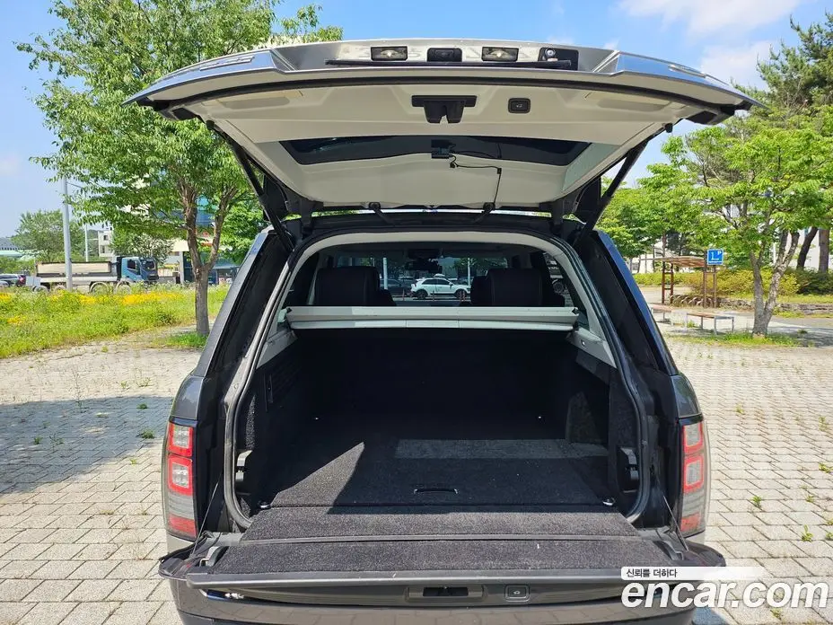 Land Rover Range Rover 2015 4.4 автомат (гидро), фото 20
