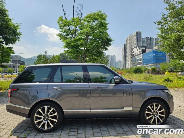 Land Rover Range Rover 2015 4.4 автомат (гидро), миниатюра 4