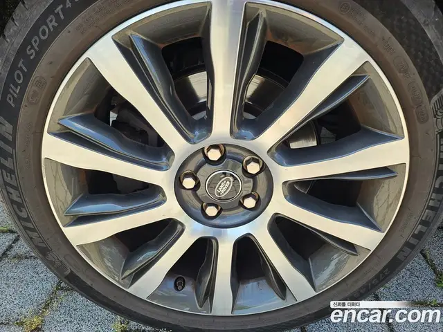 Land Rover Range Rover 2015 4.4 автомат (гидро), миниатюра 5