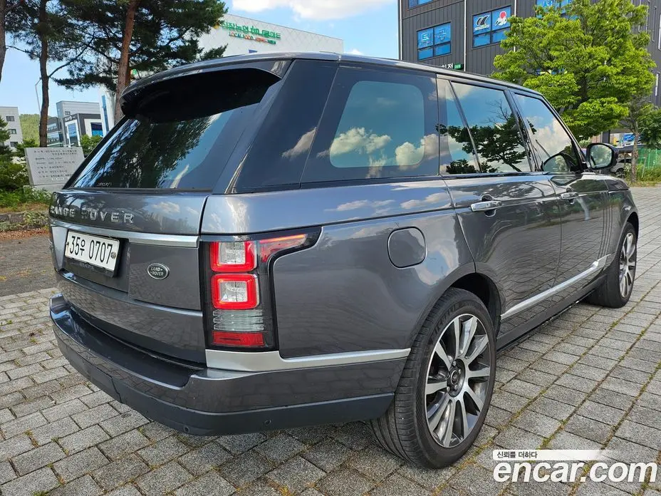 Land Rover Range Rover 2015 4.4 автомат (гидро), фото 6