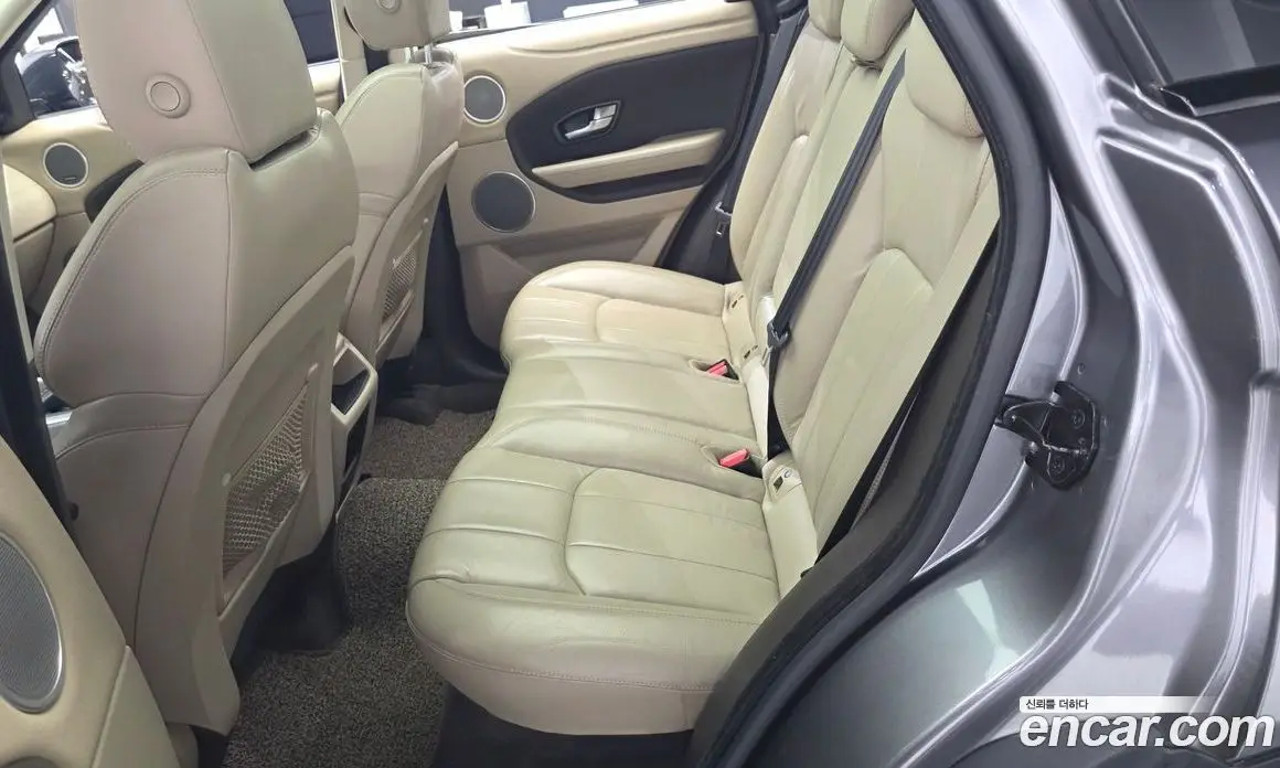 Land Rover Range Rover Evoque 2017 2.0 автомат (гидро), фото 18