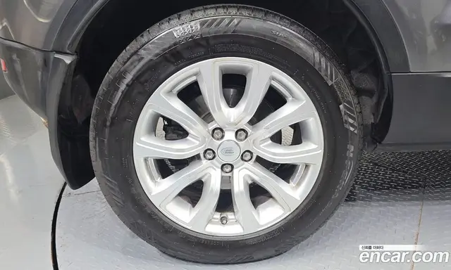 Land Rover Range Rover Evoque 2017 2.0 автомат (гидро), миниатюра 5