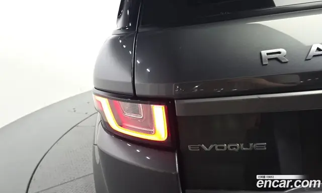 Land Rover Range Rover Evoque 2017 2.0 автомат (гидро), миниатюра 9