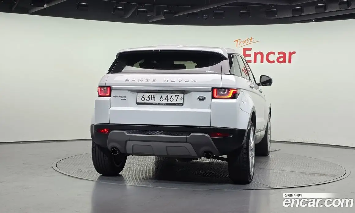 Land Rover Range Rover Evoque 2017 2.0 автомат (гидро), фото 4