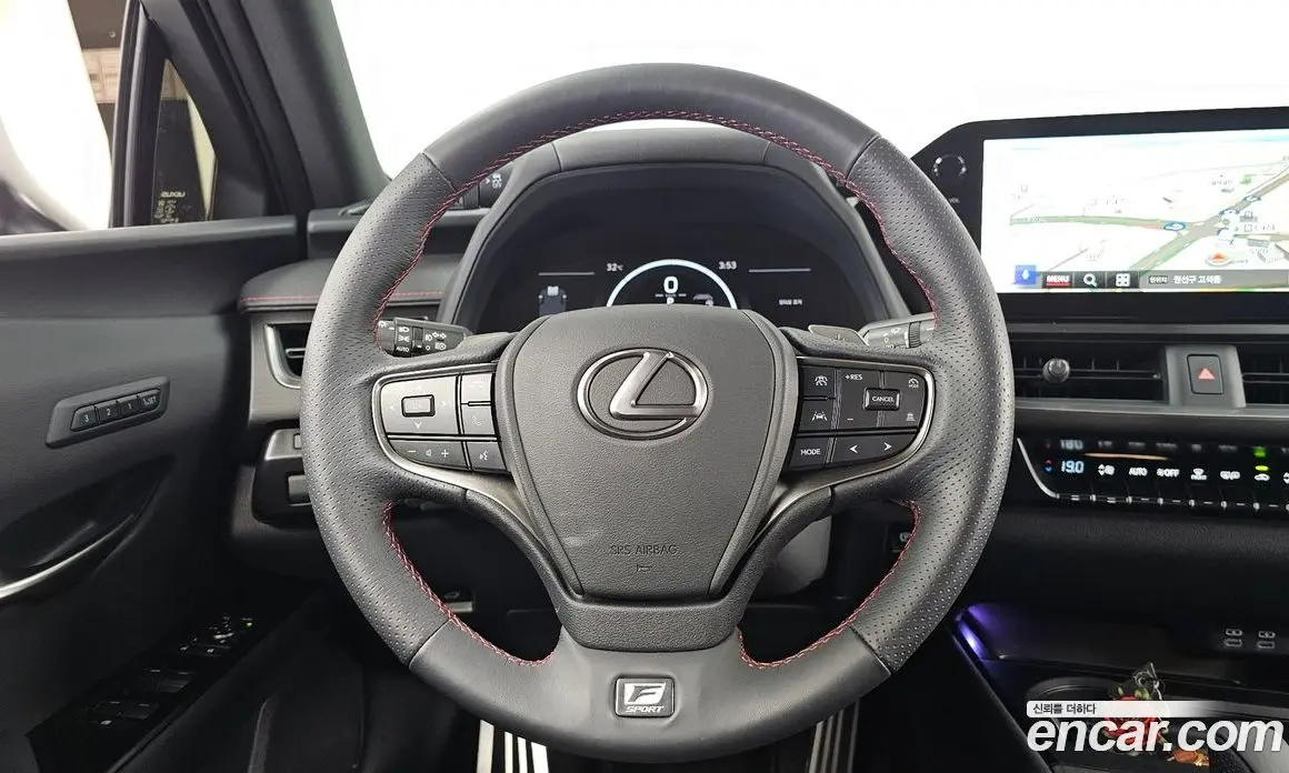 Lexus UX 2026 2.0 автомат (гидро), фото 19 Lexus UX 2026 2.0 автомат (гидро), фото 19