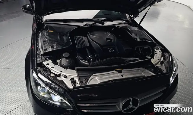 Mercedes-Benz C-Class 2016 2.0 гидро, миниатюра 6 Mercedes-Benz C-Class 2016 2.0 гидро, миниатюра 6