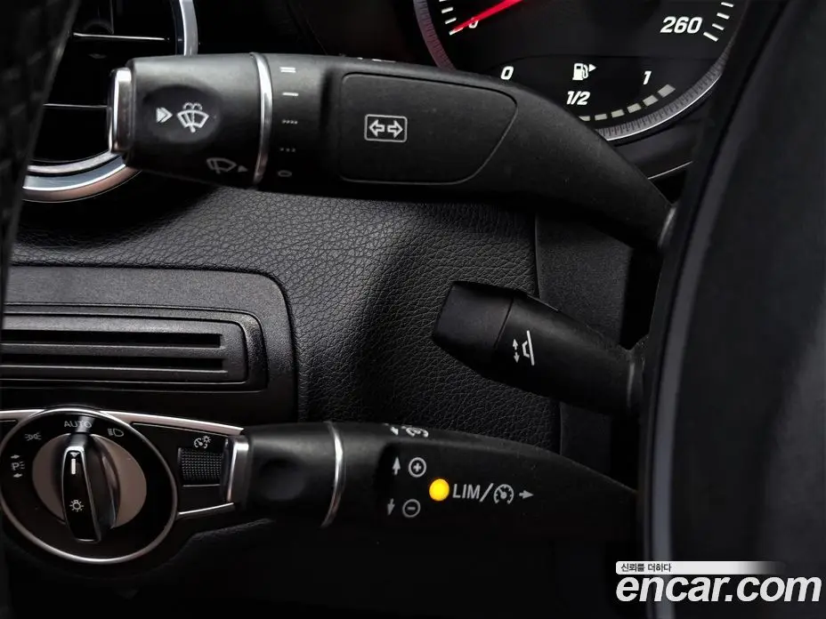 Mercedes-Benz C-Class 2016 1.6 гидро, фото 15 Mercedes-Benz C-Class 2016 1.6 гидро, фото 15