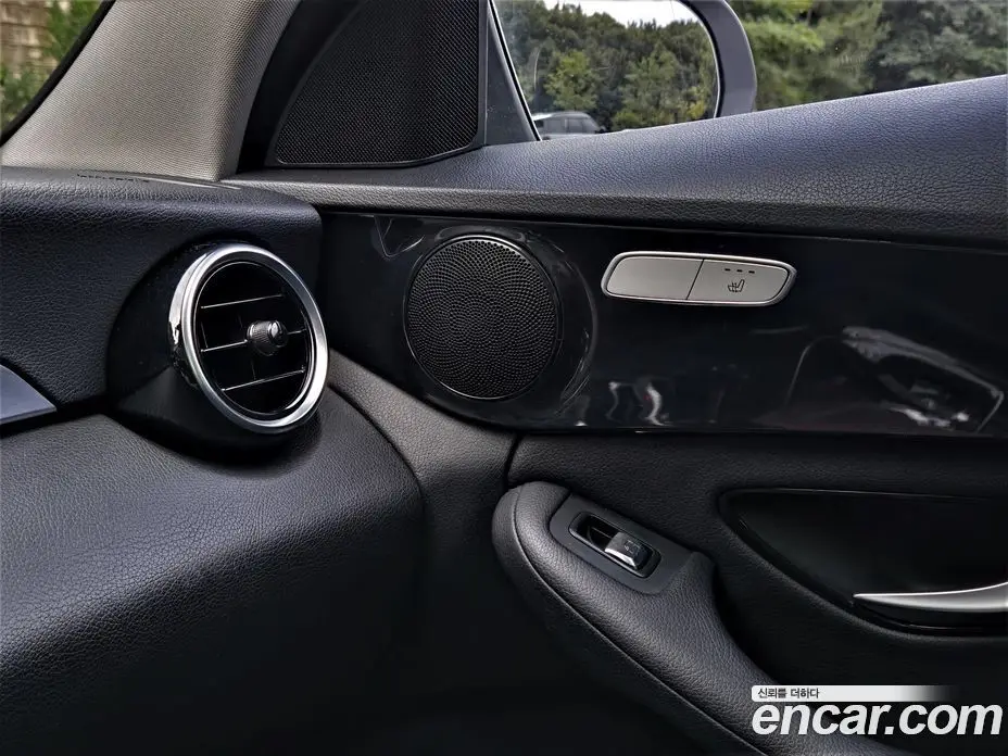 Mercedes-Benz C-Class 2016 1.6 гидро, фото 19 Mercedes-Benz C-Class 2016 1.6 гидро, фото 19