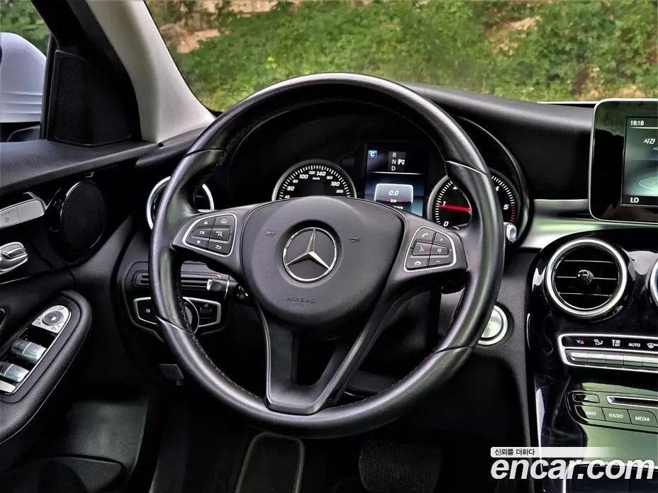 Mercedes-Benz C-Class 2016 1.6 гидро, фото 5 Mercedes-Benz C-Class 2016 1.6 гидро, фото 5