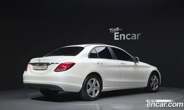 Mercedes-Benz C-Class 2018 2.0 гидро, миниатюра 2 Mercedes-Benz C-Class 2018 2.0 гидро, миниатюра 2