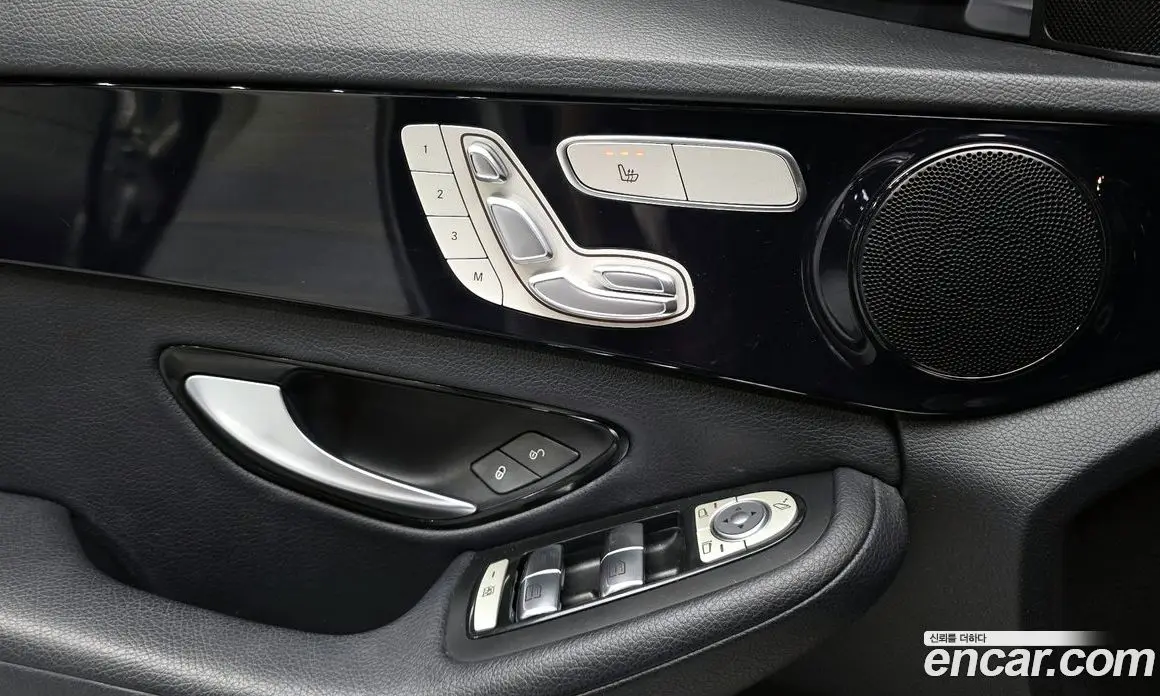 Mercedes-Benz C-Class 2018 2.0 гидро, фото 17 Mercedes-Benz C-Class 2018 2.0 гидро, фото 17
