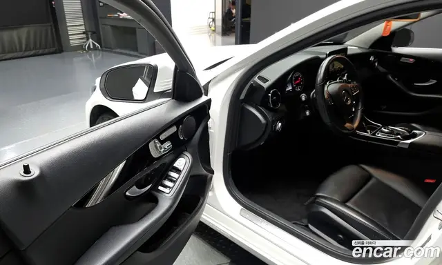 Mercedes-Benz C-Class 2018 2.0 гидро, миниатюра 10 Mercedes-Benz C-Class 2018 2.0 гидро, миниатюра 10